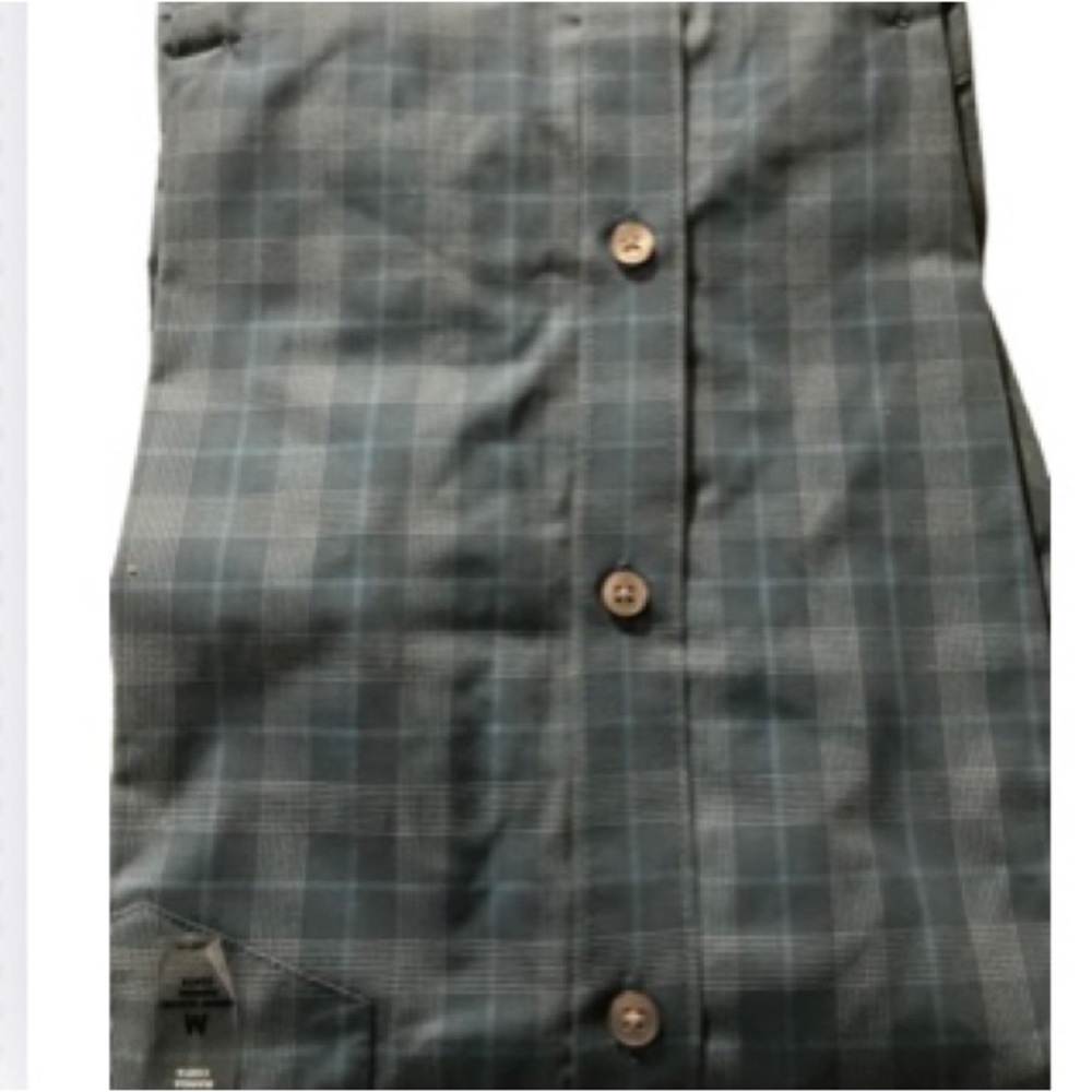 NWT Van Heusen Men”s Short sleeve Shirt Size Medium - Picture 2 of 9